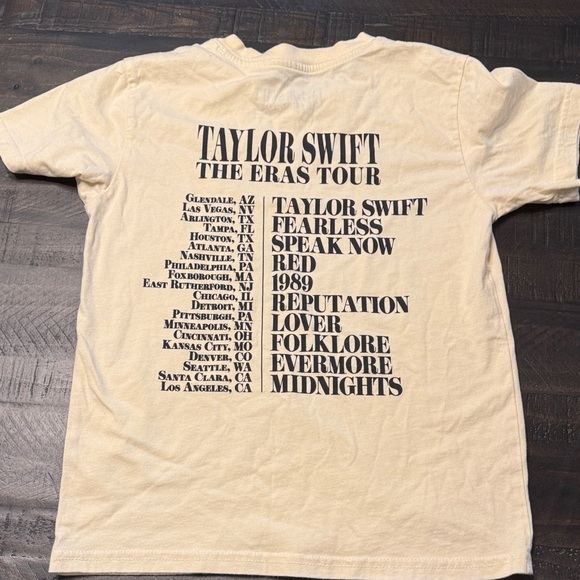 Official Taylor Swift Eras Tour Graphic Tee in Cream YOUTH SMALL - Picture 3 of 3